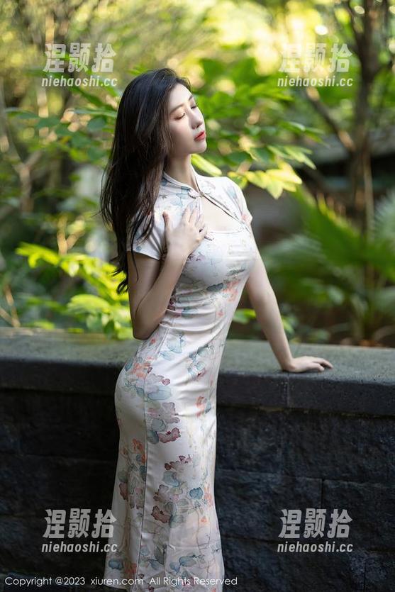 秀人网-小雨baby 秀人网 - 小雨baby与校服的写真,淡淡的怀旧味道