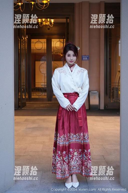 秀人网 - 林文文yooki的修女特辑，这些免费资源真是值得一看二看。