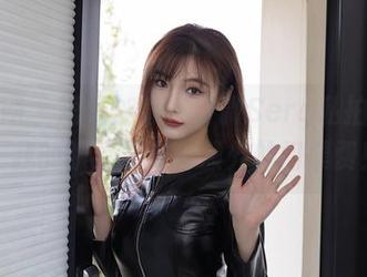 秀人网 – 短裙加身，白微Sera私拍合集，我的眼睛要支付额外的门票费！