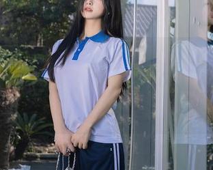 秀人网 – 最新作品来了，萌宝儿BoA在圣诞夜的魔法，虽然圣诞树也羞愧得不敢露脸