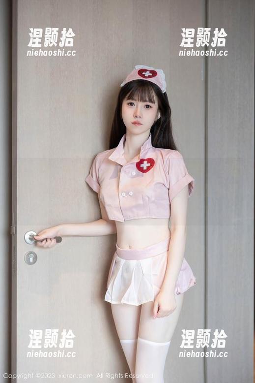 秀人网-陈梵妮Fanny 秀人网 - 陈梵妮Fanny短裤作品集:你确定要穿得这么随意吗…这是标准的夏季模式吧。