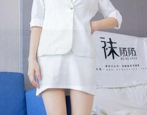 袜啵啵 – 瑶瑶的连衣裙图包——哎呀，这种裙子，你还不穿试试吗？