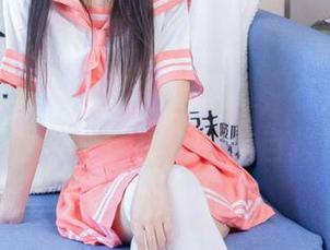 袜啵啵 – 甜甜圈的福利图集，在油亮肉丝的世界里徜徉，无法自拔！