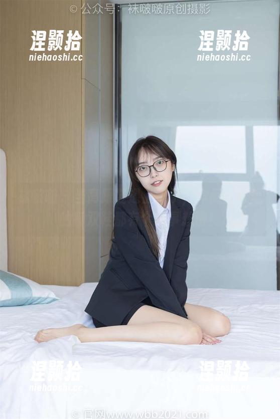 袜啵啵 - 当高跟鞋遇上稚予，作品合集里的每双鞋都有个故事想讲！