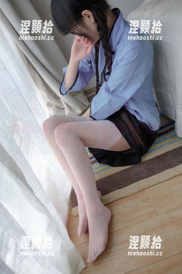 西尔酱 原图如同一张美丽的调查问卷:你爱兰草旗袍的西尔酱么?