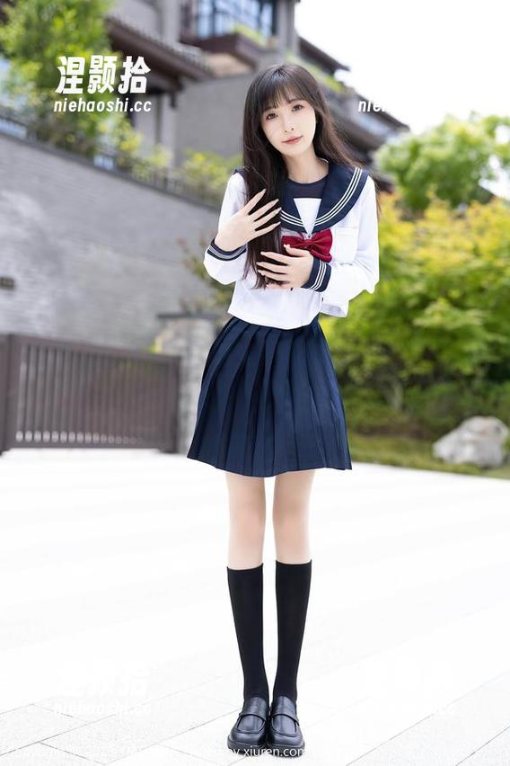 语画界 - 林子遥带来的水手服写真，轻松驾驭校园风，果然有点不同！
