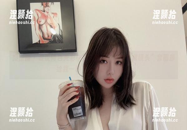 微密圈 - 谁说阿色光彩夺目？最新“嘉宾专属镜头”套图却给我一种更加安静的美感。