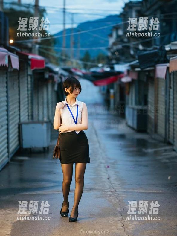 如果魔物喵nigisa是你的秘书，套图里的日常一团糟也能乐哈哈！